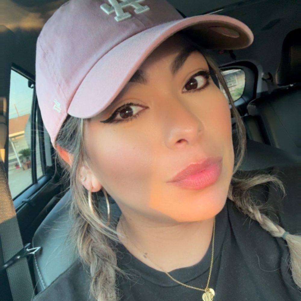 Meet your Posher, Jeanette